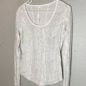 Lululemon Athletica White Patterned Long Sleeve Top